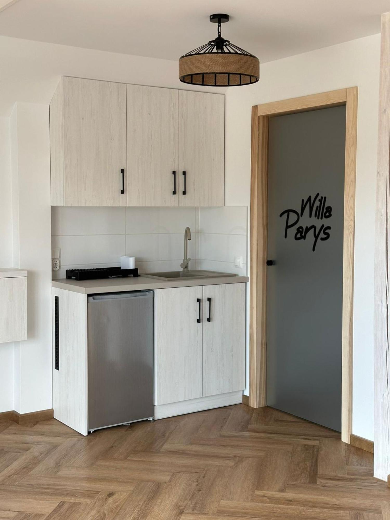 Willa Parys Władysławowo Exteriör bild